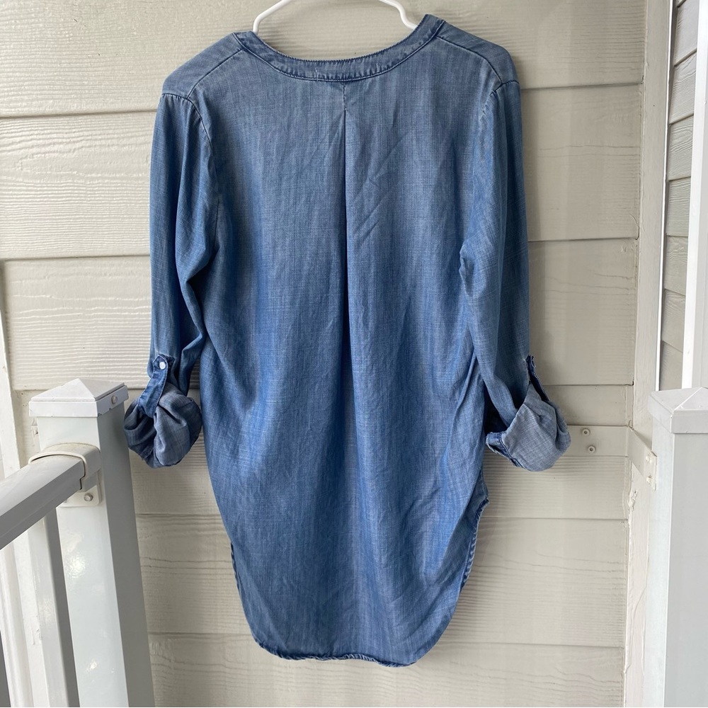 THE IMPECCABLE PIG Chambray Front Pocket Roll Sleeve Split Neck Blue Shi… - Picture 5 of 5
